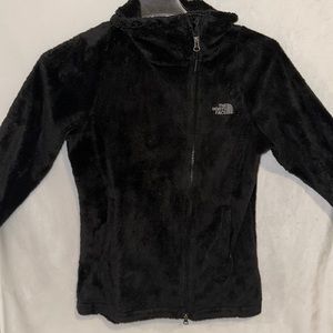 women’s north face jacket!!!